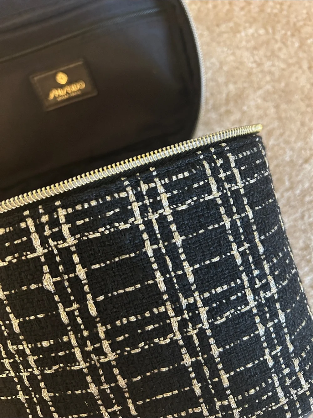 Black & gold Tweed Cosmetic Case shiseido